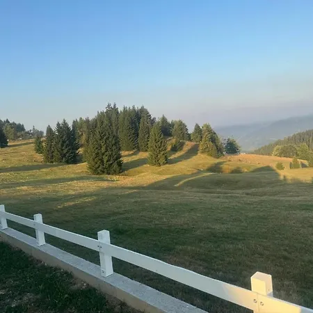 Planinski Beg, Tara, Sekulici Lägenhet